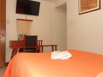 Hotel El Cid Plaza Premium 3*